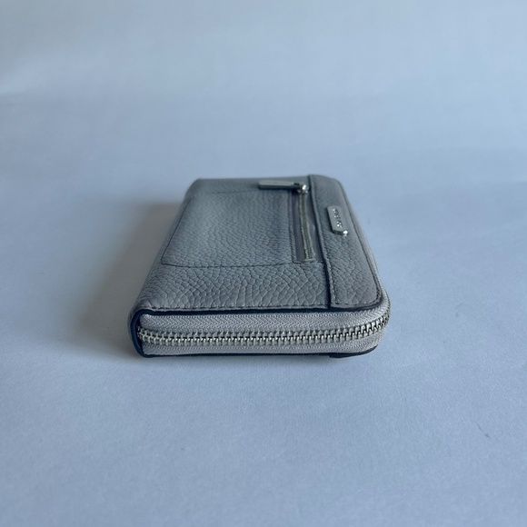Michael Kors Grey Pebble Genuine Leather Zip Around Wallet - Picture 5 of 15